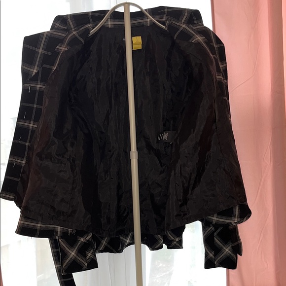 Nine West Black and White Plaid Peplum Jacket - Size 8 - Picture 6 of 7
